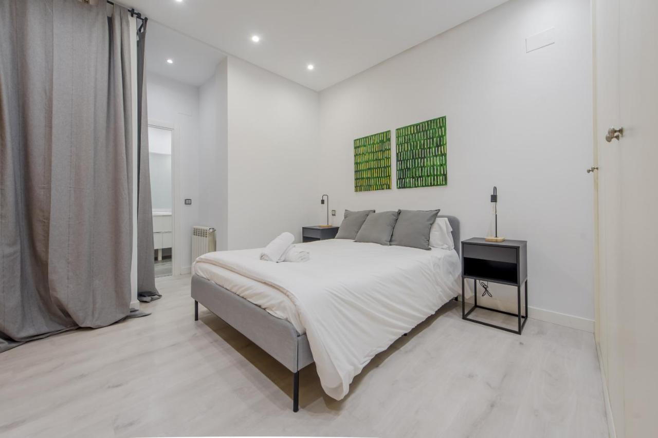 Cool/Soho Style Apt Para 9Pax C/Luciente Madrid Luaran gambar
