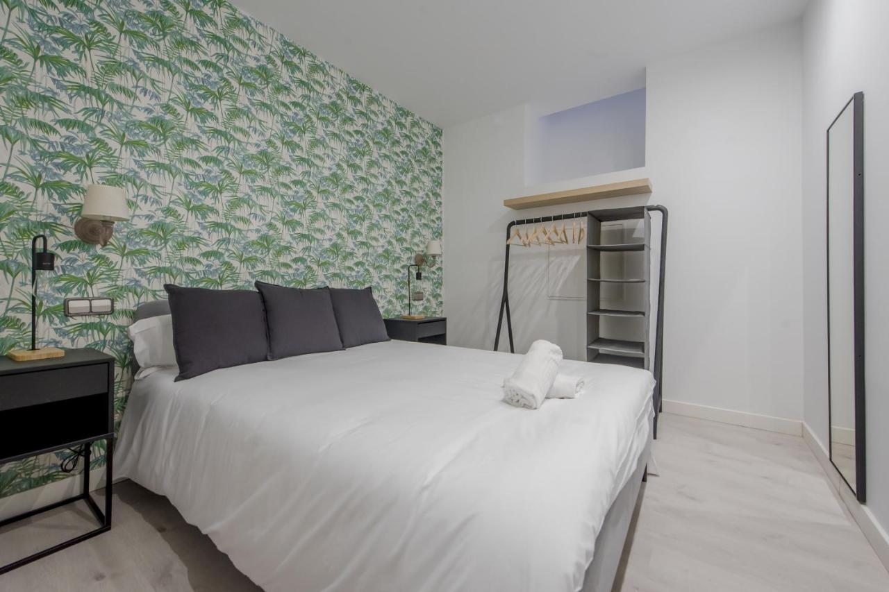 Cool/Soho Style Apt Para 9Pax C/Luciente Madrid Luaran gambar